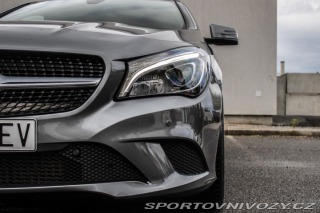 Mercedes-Benz CLA Kupé  250 4matic AMG LINE 2015