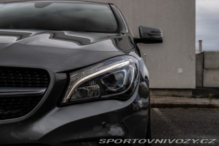 Mercedes-Benz CLA Kupé  250 4matic AMG LINE 2015