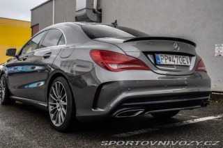 Mercedes-Benz CLA Kupé  250 4matic AMG LINE 2015