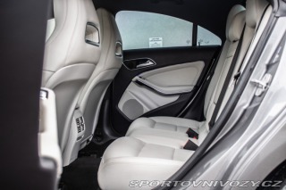 Mercedes-Benz CLA Kupé  250 4matic AMG LINE 2015