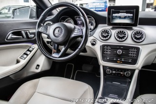 Mercedes-Benz CLA Kupé  250 4matic AMG LINE 2015