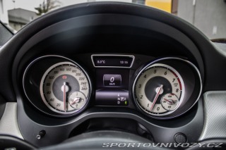 Mercedes-Benz CLA Kupé  250 4matic AMG LINE 2015