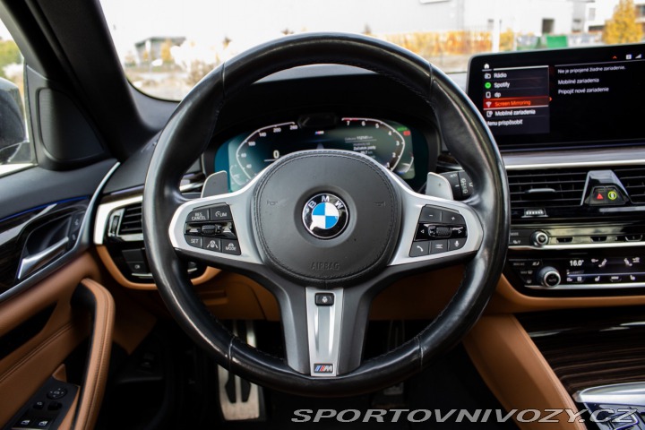 BMW 5 Touring 540i MHEV xDrive 2020