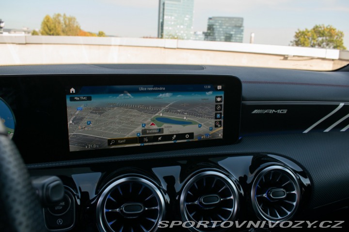 Mercedes-Benz CLA Shooting Brake SB 220d A 2021
