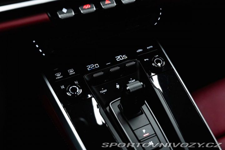 Porsche 911 Turbo, BOSE, ACC, VÝFUKY, 1800