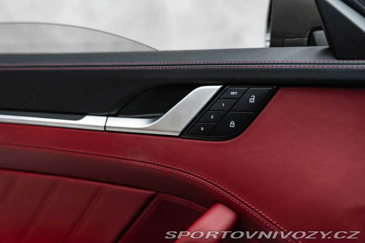 Porsche 911 Turbo, BOSE, ACC, VÝFUKY, 1800