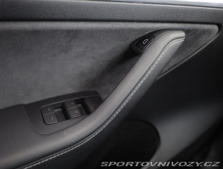 Tesla Model Y Long Range AWD 79kWh 2022