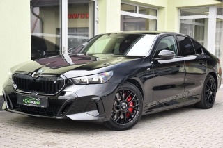 BMW i5 xDrive40 MSPORT B&W T