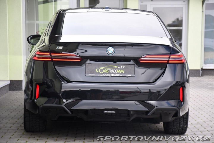 BMW i5 xDrive40 MSPORT B&W T 2024