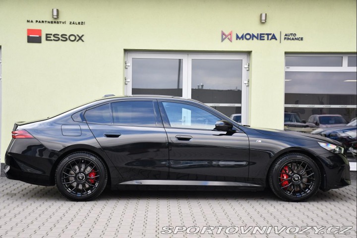 BMW i5 xDrive40 MSPORT B&W T 2024