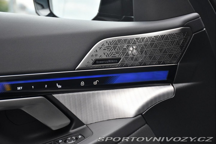 BMW i5 xDrive40 MSPORT B&W T 2024