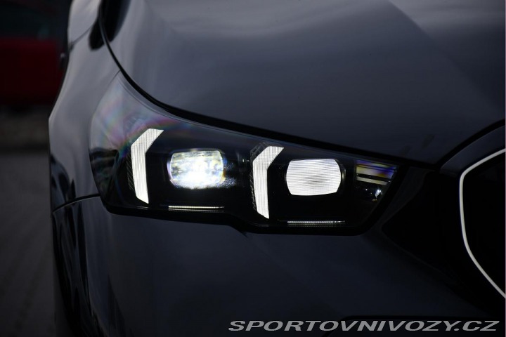 BMW i5 xDrive40 MSPORT B&W T 2024