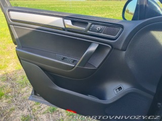 Volkswagen Ostatní modely Touareg 3,0   TDI 2010