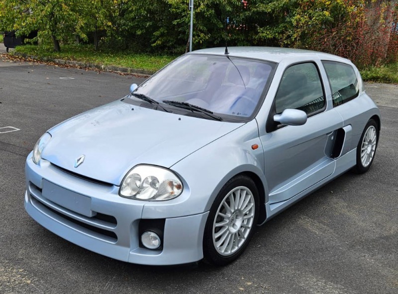 Renault Clio Sport V6