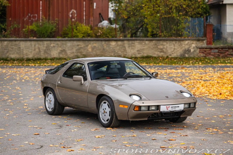 Porsche 928 S
