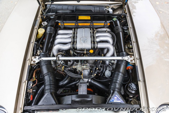 Porsche 928 S 1983