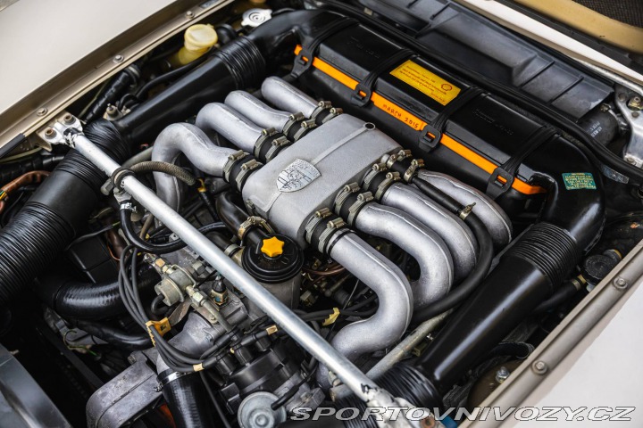 Porsche 928 S 1983