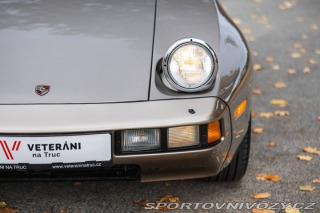 Porsche 928 S 1983