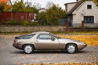 Porsche 928 S 1983