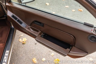 Porsche 928 S 1983