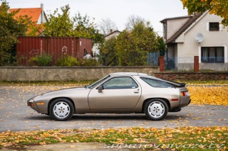 Porsche 928 S 1983