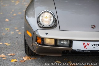Porsche 928 S 1983