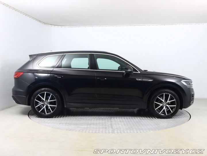 Volkswagen Ostatní modely Touareg R-Line 3.0 TDI 2019