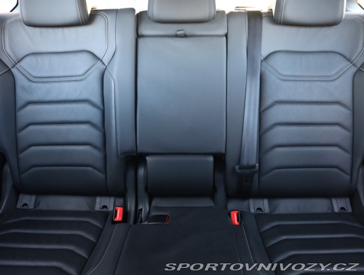 Volkswagen Ostatní modely Touareg R-Line 3.0 TDI 2019