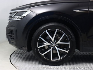 Volkswagen Ostatní modely Touareg R-Line 3.0 TDI 2019