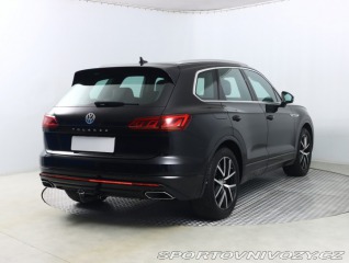 Volkswagen Ostatní modely Touareg R-Line 3.0 TDI 2019