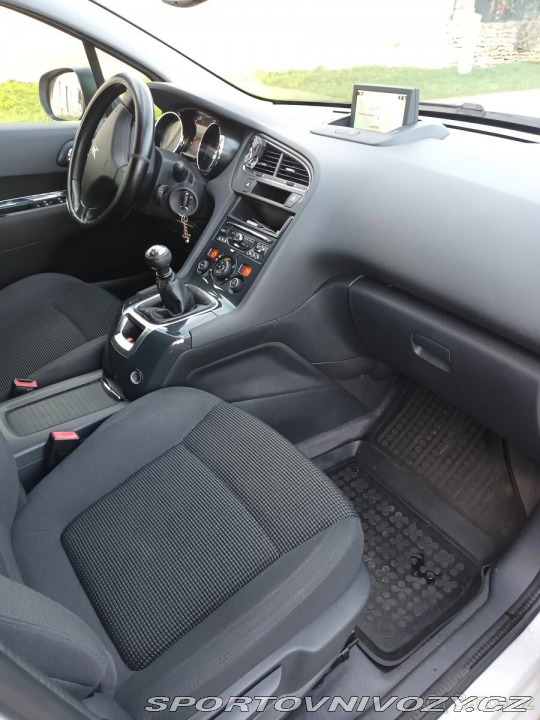 Peugeot Ostatní modely 5008 2,0 hdi 2015