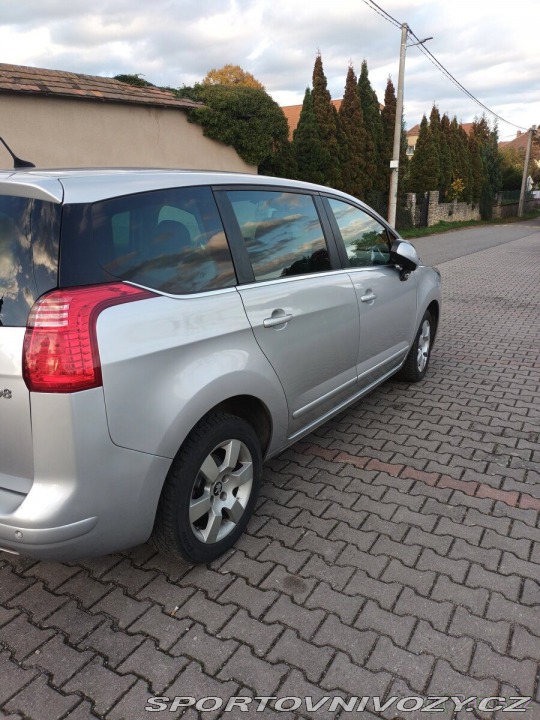 Peugeot Ostatní modely 5008 2,0 hdi 2015