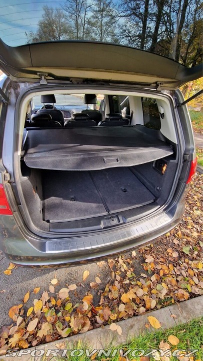 Volkswagen Ostatní modely Sharan 2,0 2011