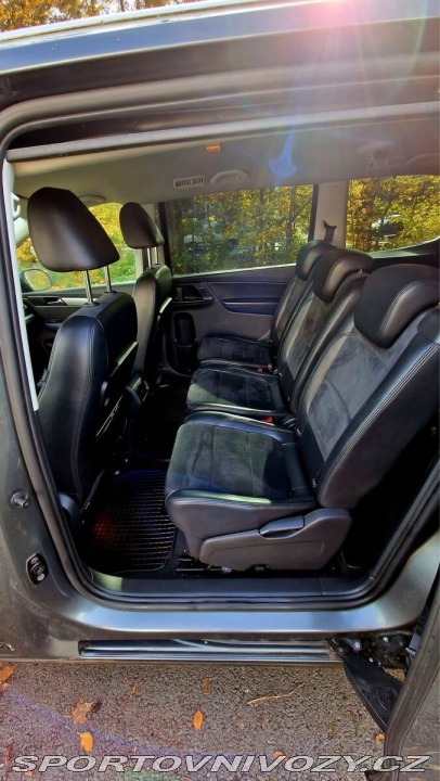 Volkswagen Ostatní modely Sharan 2,0 2011