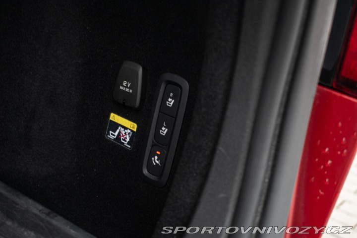 Volvo V60 T6 Momentum AWD A/T 228k 2018