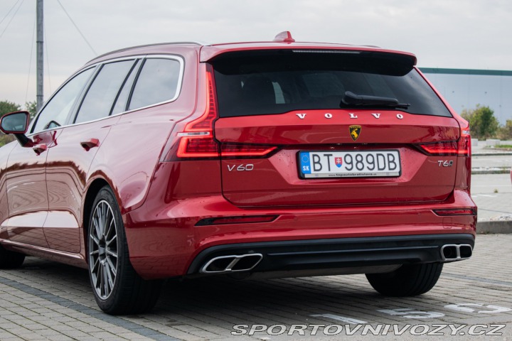 Volvo V60 T6 Momentum AWD A/T 228k 2018