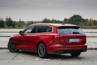 Volvo V60 T6 Momentum AWD A/T 228k 2018