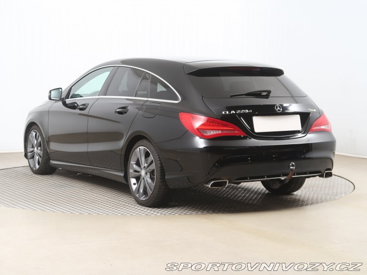 Mercedes-Benz CLA 220 CDI 4MATIC 2016