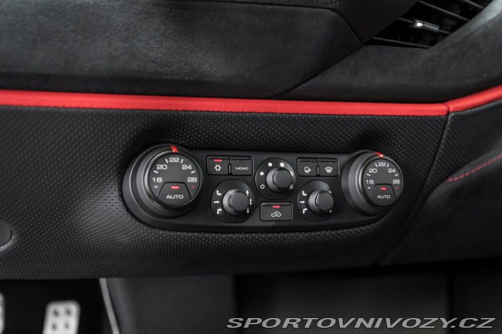 Ferrari 488 Pista PILOTI/Tailor Made/ 1800