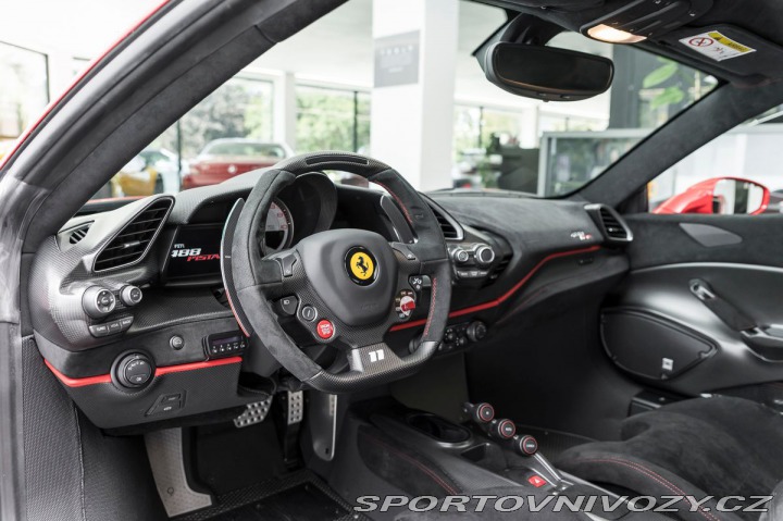 Ferrari 488 Pista PILOTI/Tailor Made/ 1800