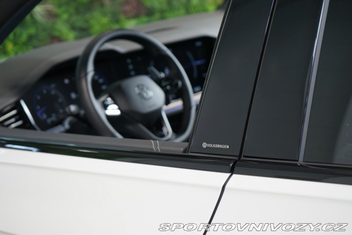 Volkswagen Ostatní modely Touareg R-LINE*3.0 TDI*360*PANO*N 2024
