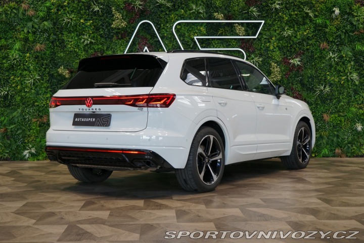 Volkswagen Ostatní modely Touareg R-LINE*3.0 TDI*360*PANO*N 2024