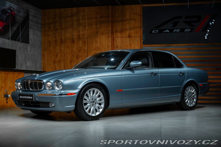 Jaguar XJ  2004