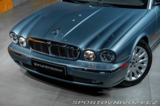 Jaguar XJ  2004