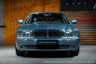 Jaguar XJ  2004