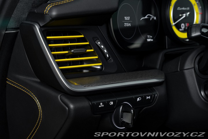 Porsche 911 992, Turbo S, Akrapovic 2023