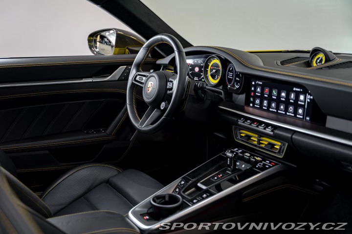 Porsche 911 992, Turbo S, Akrapovic 2023