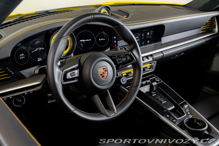 Porsche 911 992, Turbo S, Akrapovic 2023