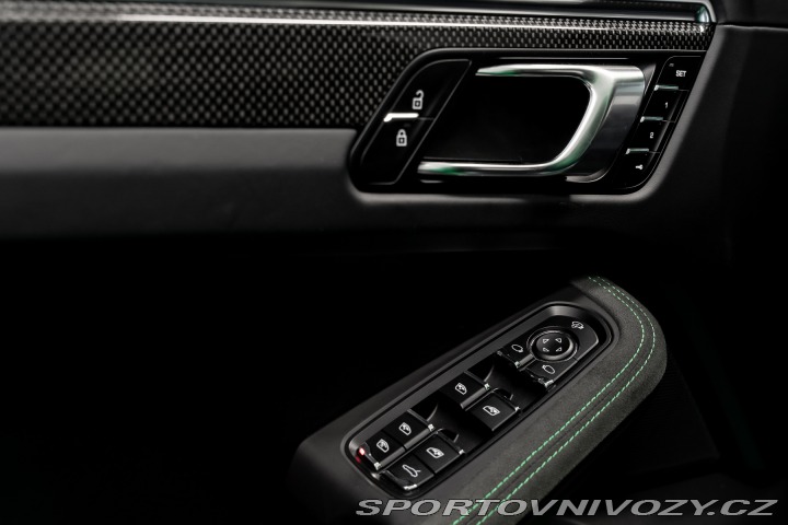 Porsche Macan PPF, Vzduch, Chrono, Pano 2024