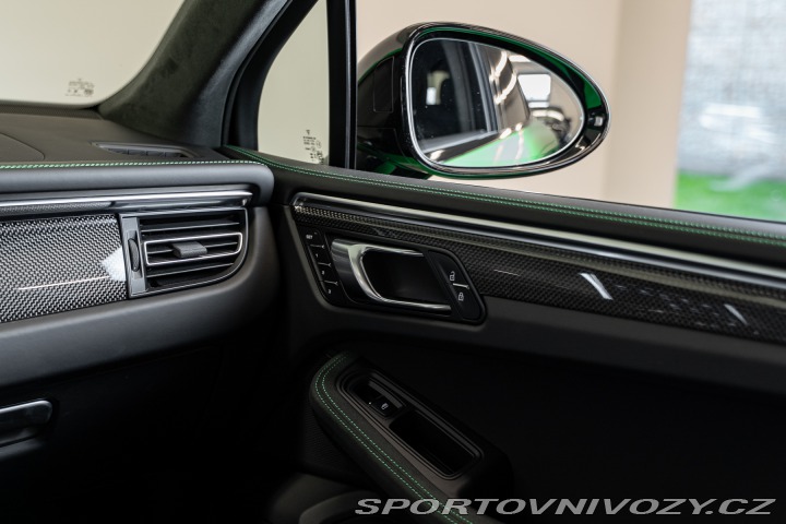 Porsche Macan PPF, Vzduch, Chrono, Pano 2024